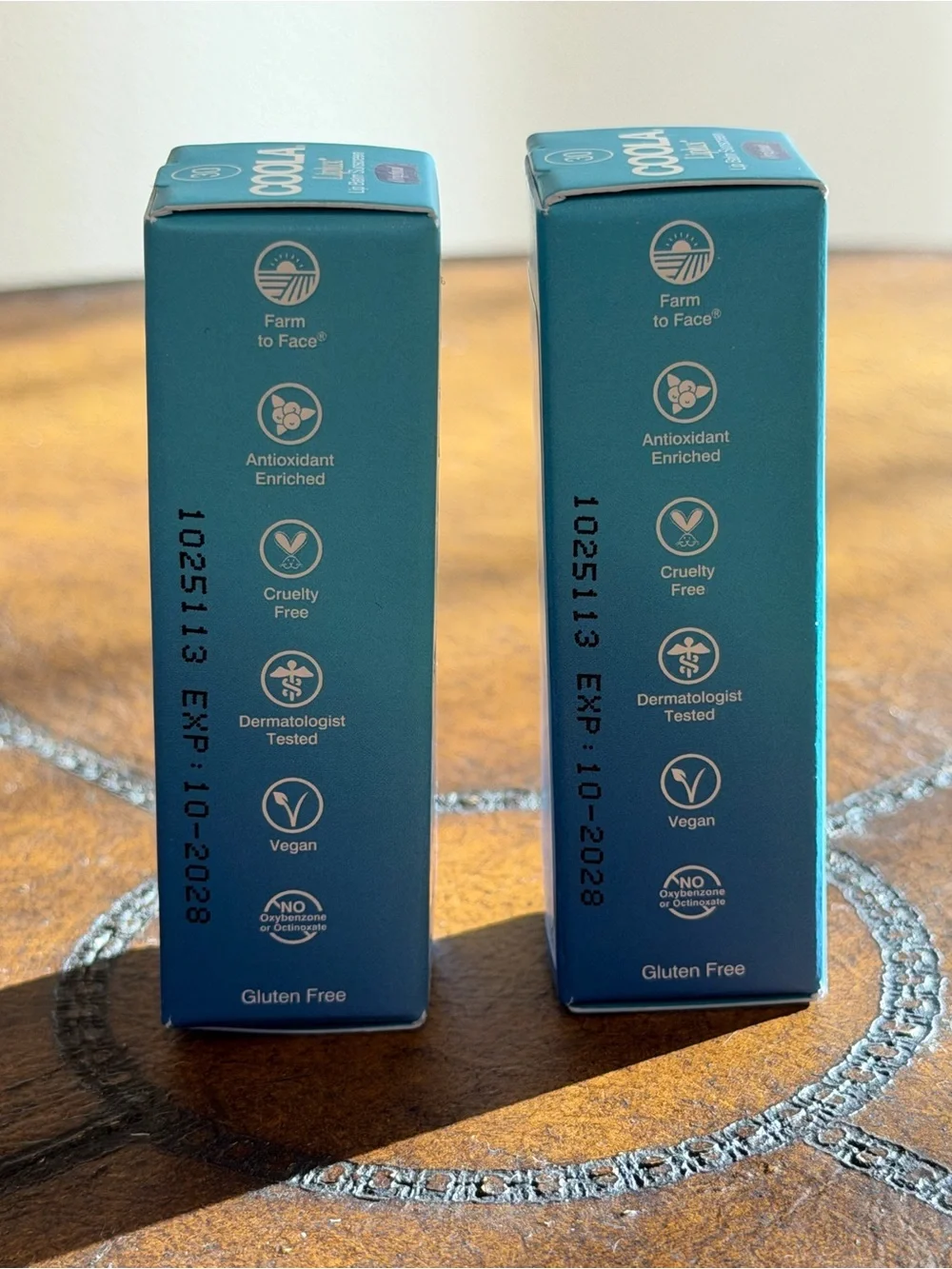 COOLA oil raspberry reapply